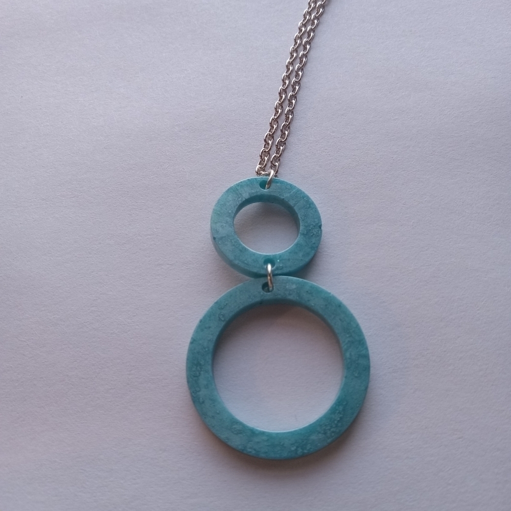 5/$50 Blue 2 circles resin necklace